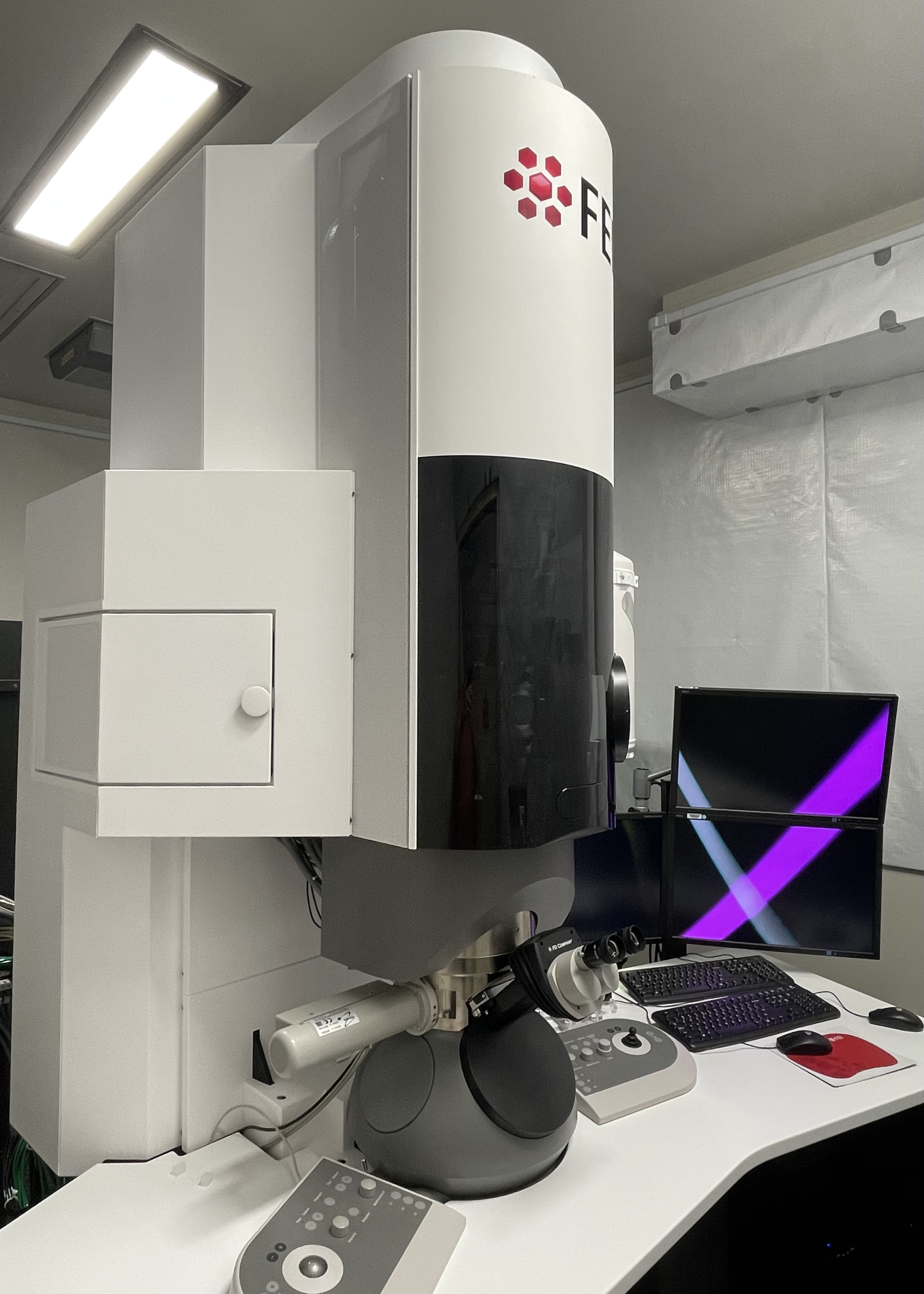FEI/Thermo Fisher Titan Halo transmission electron microscope (TEM)